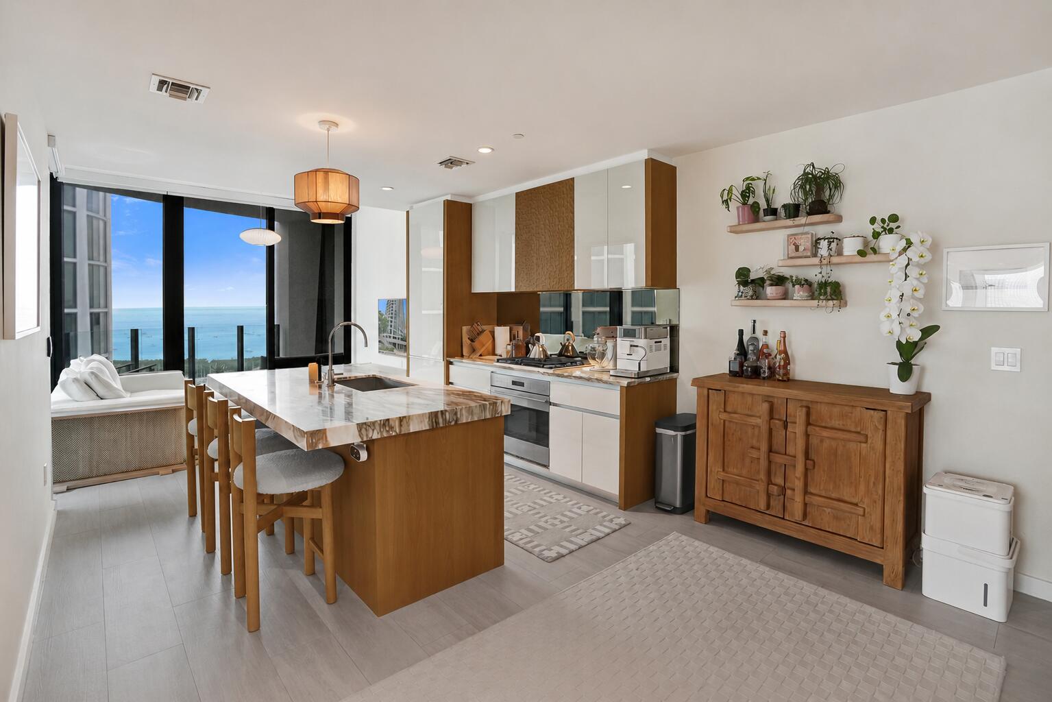 2831 S Bayshore #2204 Miami, FL 33133