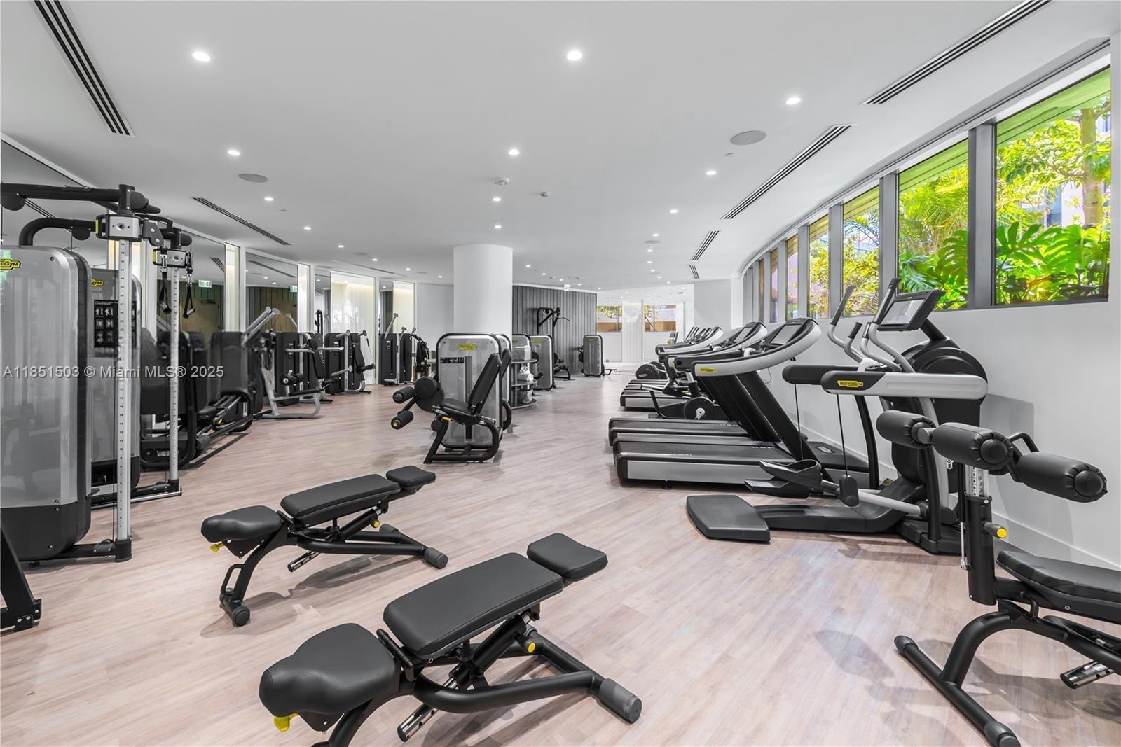 2831 S Bayshore #2204 Miami, FL 33133