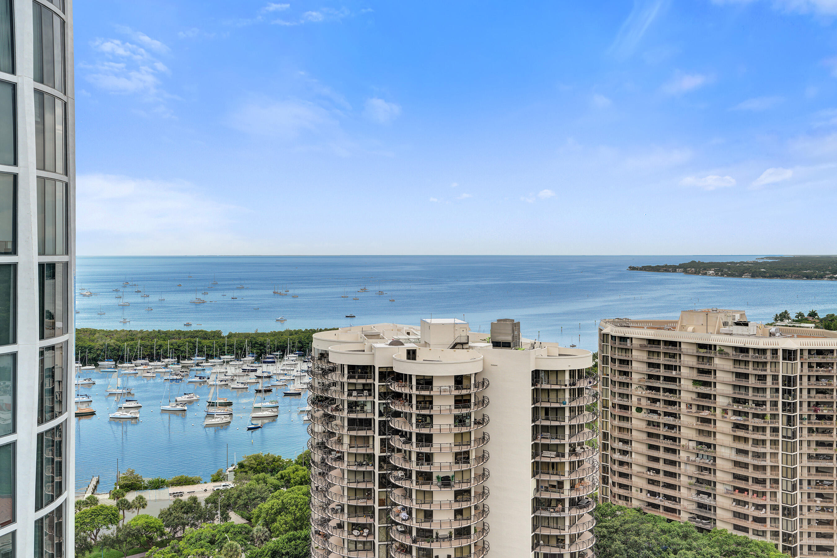 2831 S Bayshore #2204 Miami, FL 33133