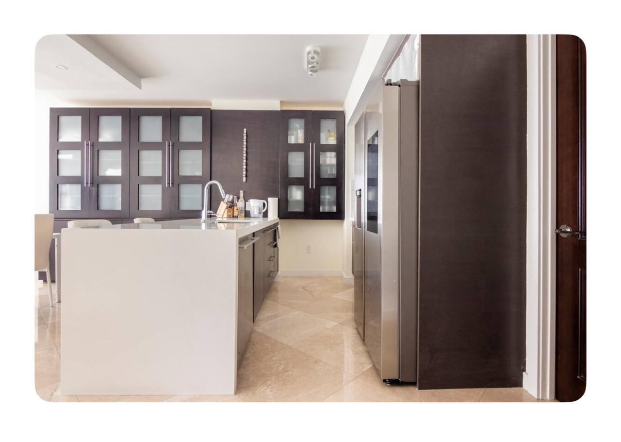 image 500 Brickell West9