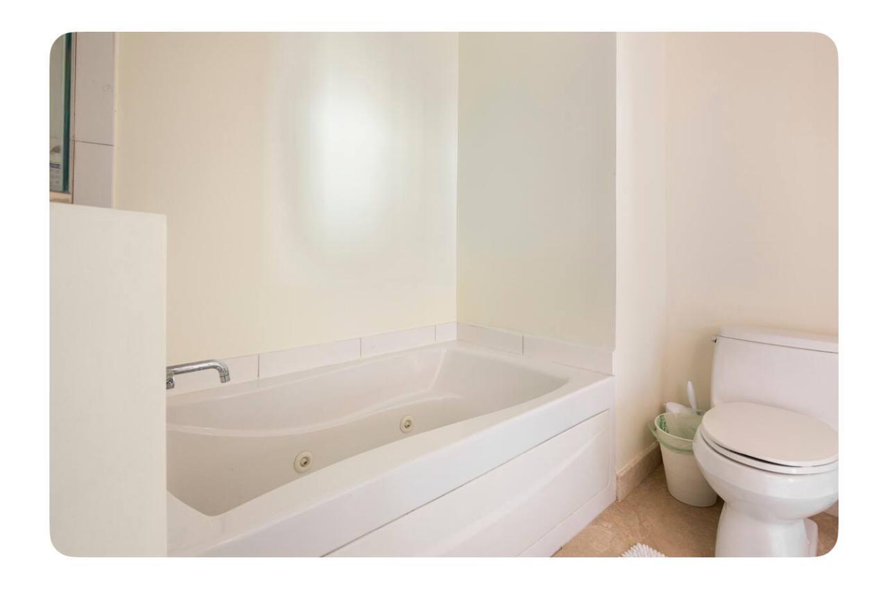 image 500 Brickell West5
