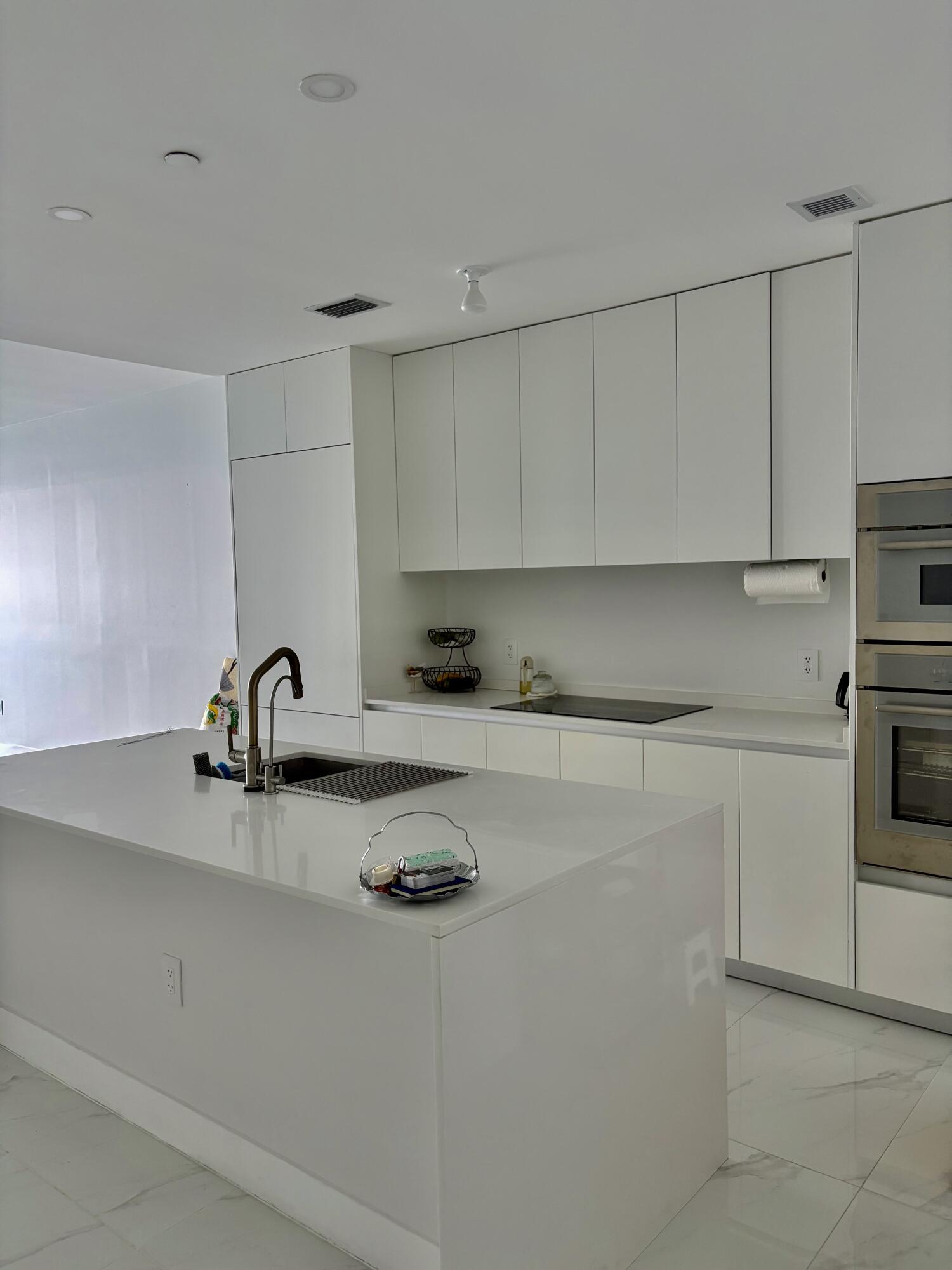 700 NE 24th #1606 Miami, FL 33137