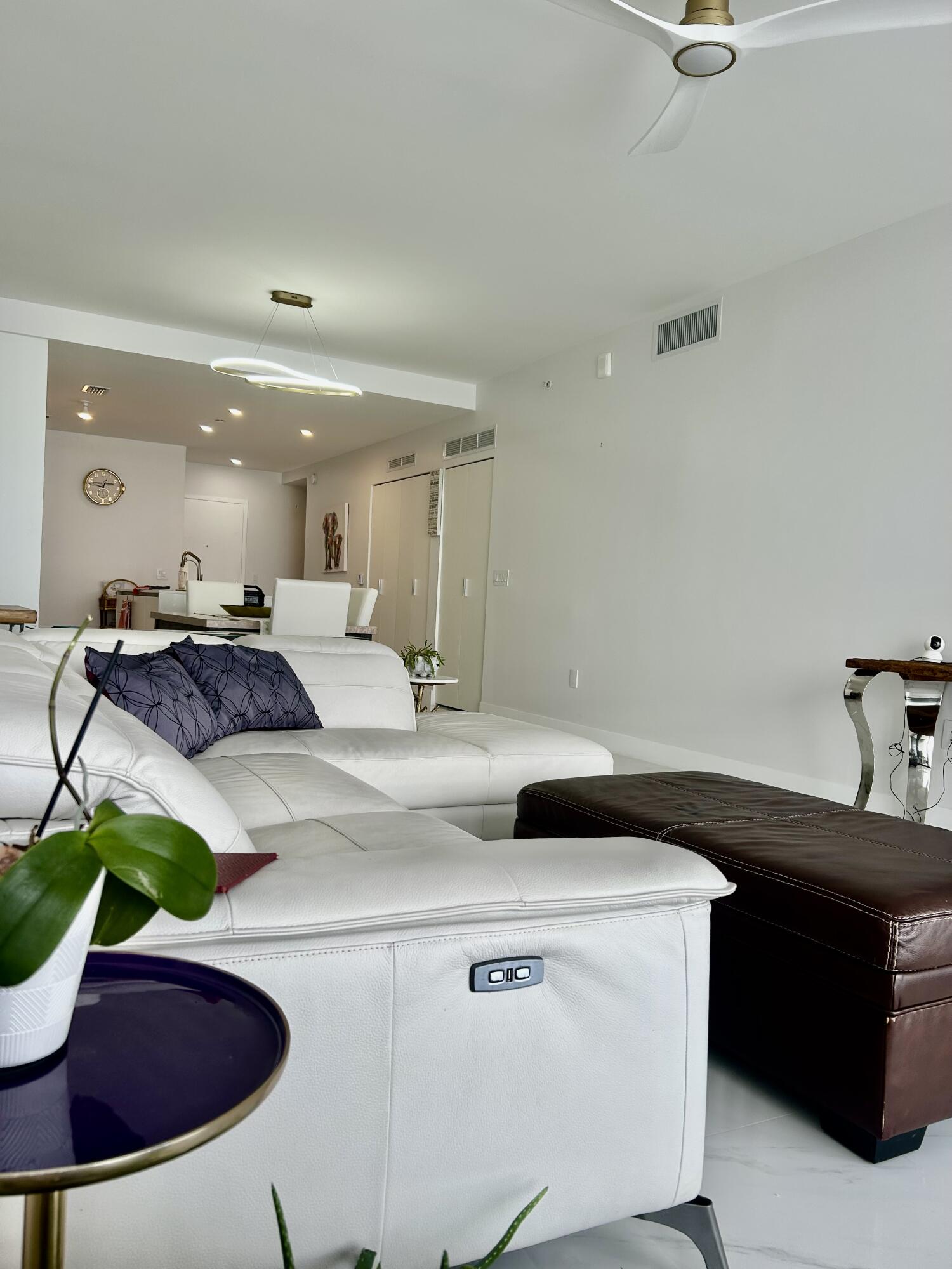 700 NE 24th #1606 Miami, FL 33137