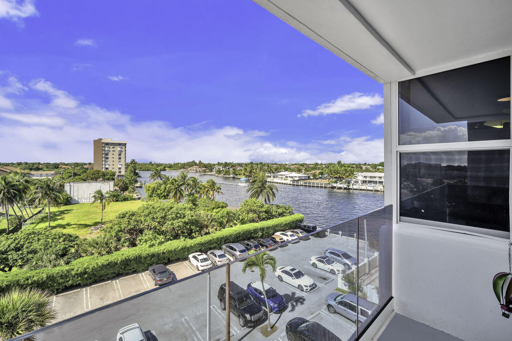 2639 N Riverside Dr #505 Pompano Beach, FL 33062