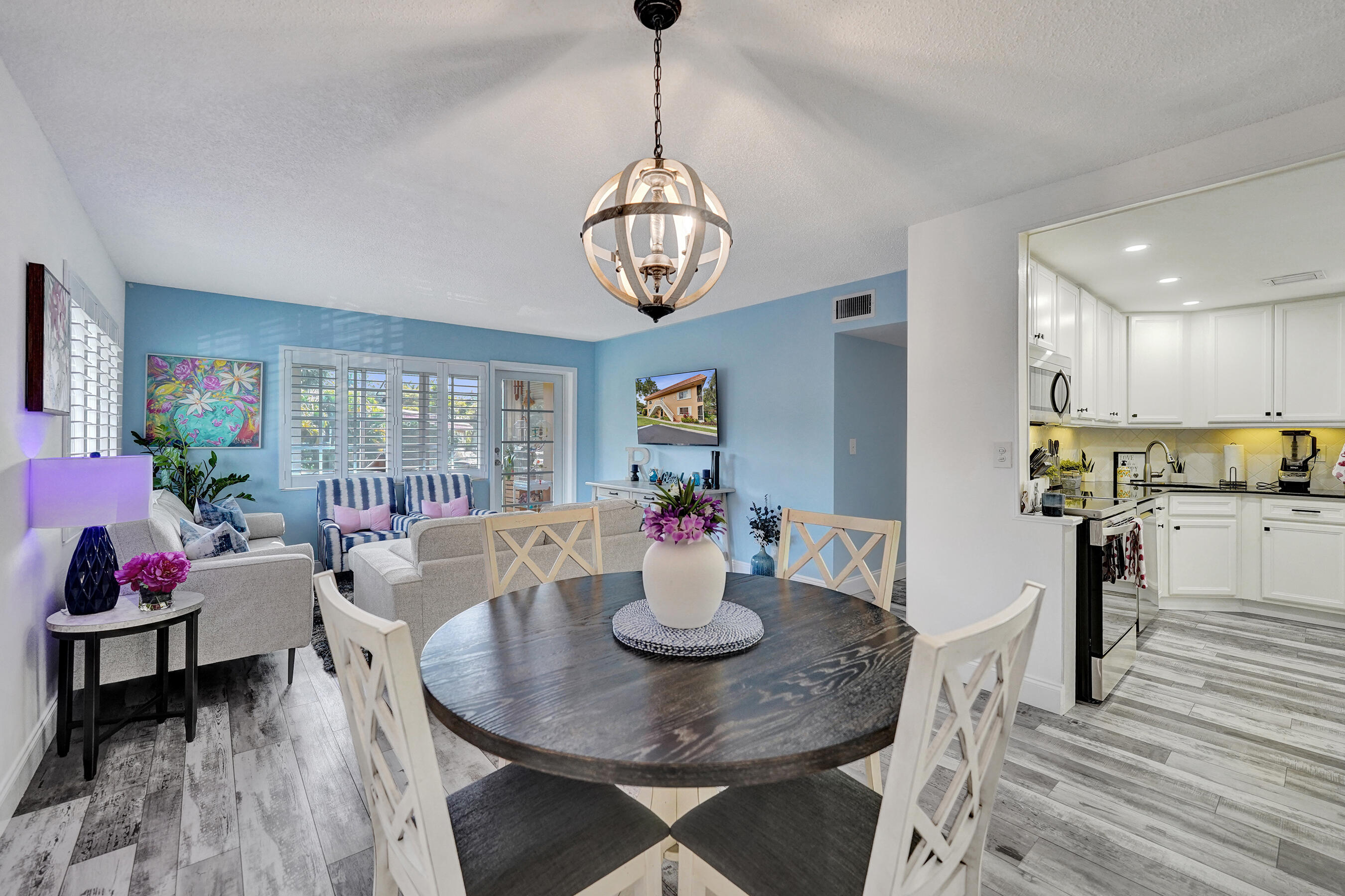 1930 NE 2nd Ave #216L