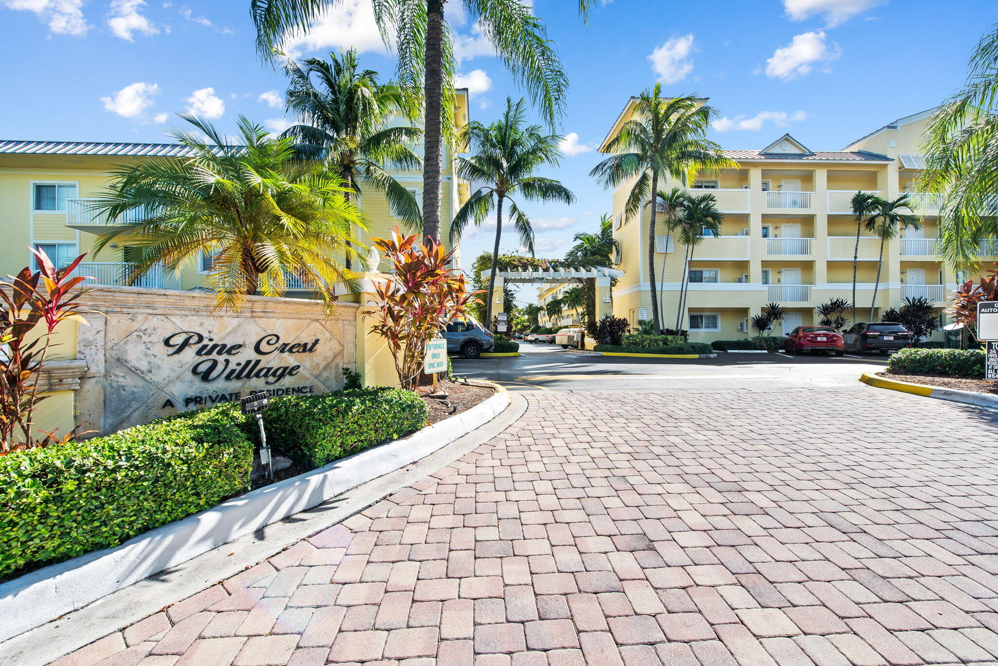 1515 E Broward Blvd #401