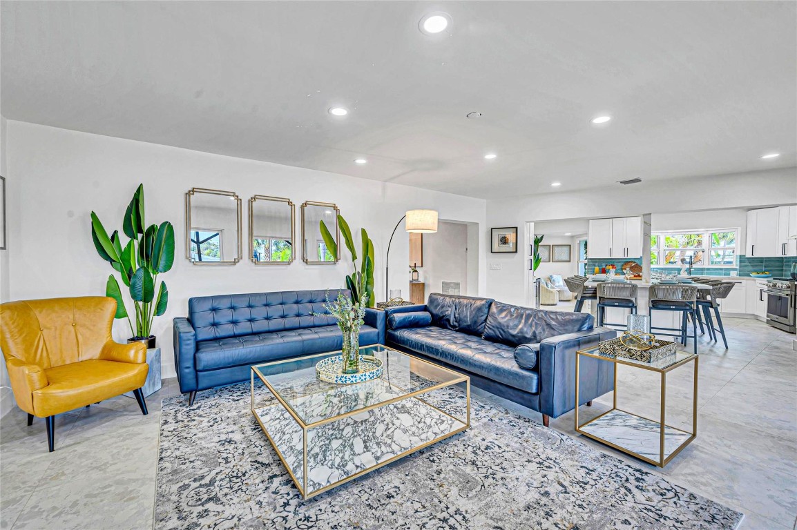 1700 Marietta Fort Lauderdale, FL 33316