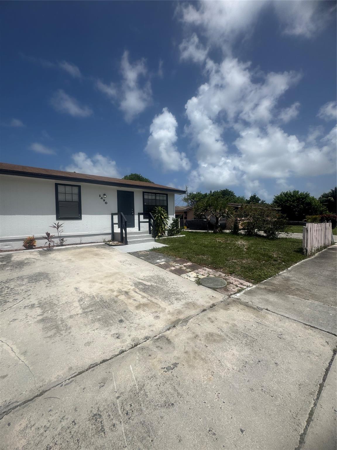 1490 NW 3rd St,Boynton Beach, FL 33435