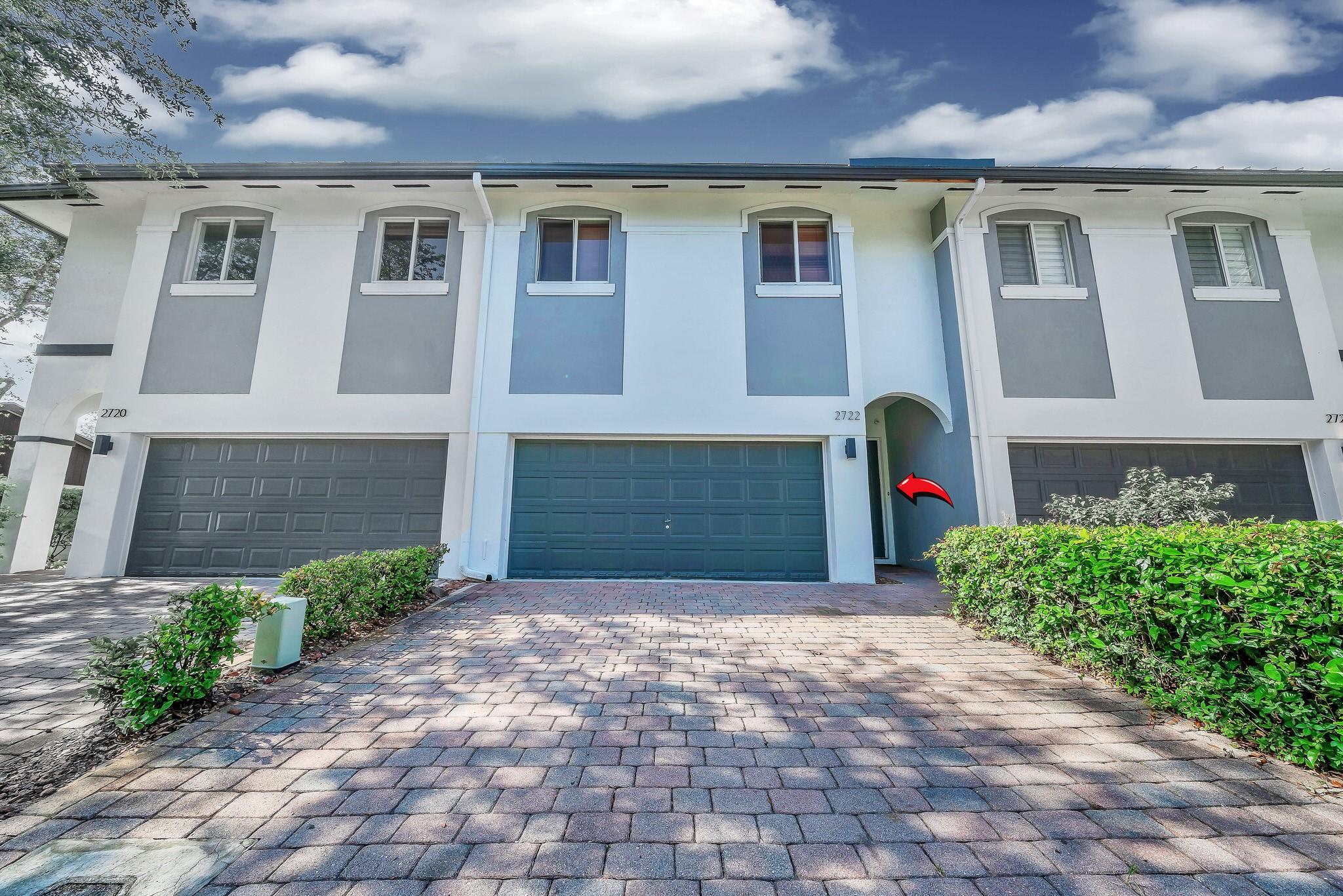 2724 Treasure Cv Cir