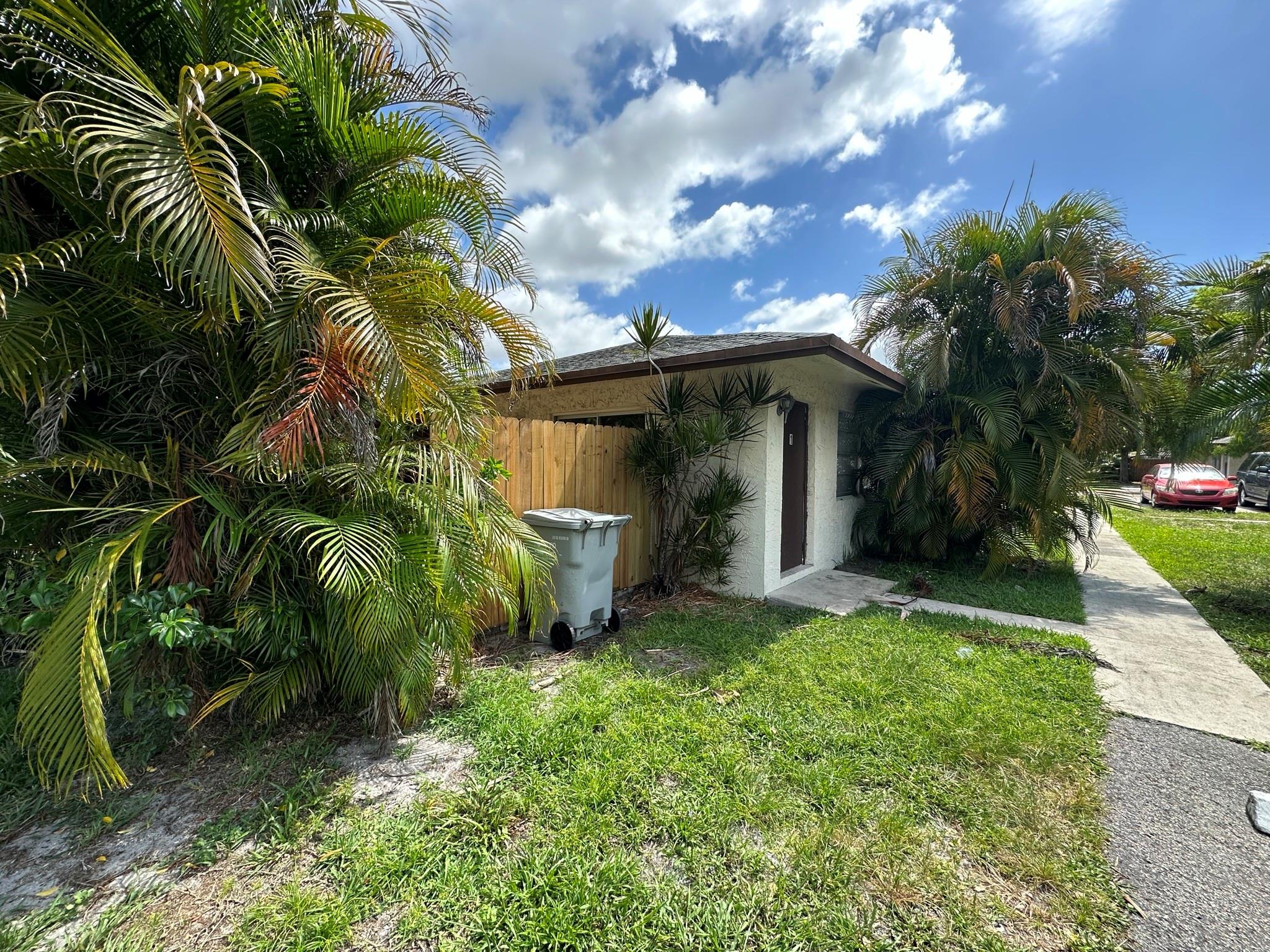 3006 NW 4th Ter #1