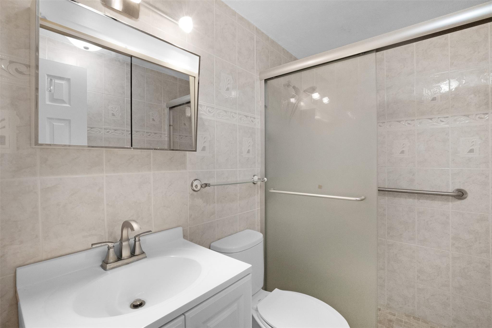 1000 SE 4th St #127 Fort Lauderdale, FL 33301