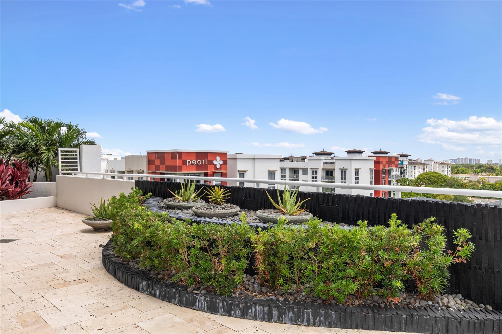 315 NE 3rd Ave #1808 Fort Lauderdale, FL 33301