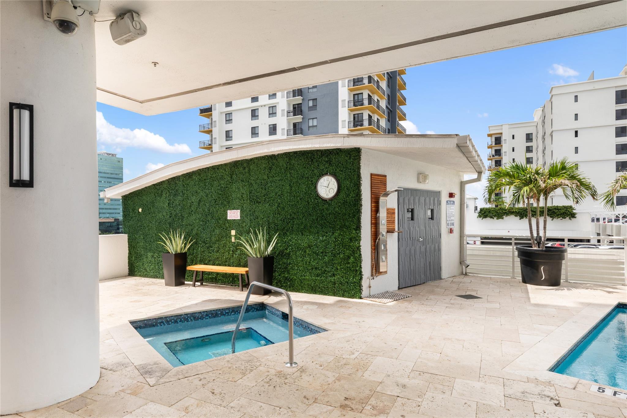 315 NE 3rd Ave #1808 Fort Lauderdale, FL 33301