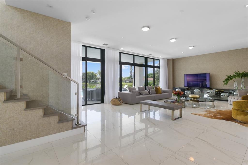 16552 Botaniko Dr S Weston, FL 33326