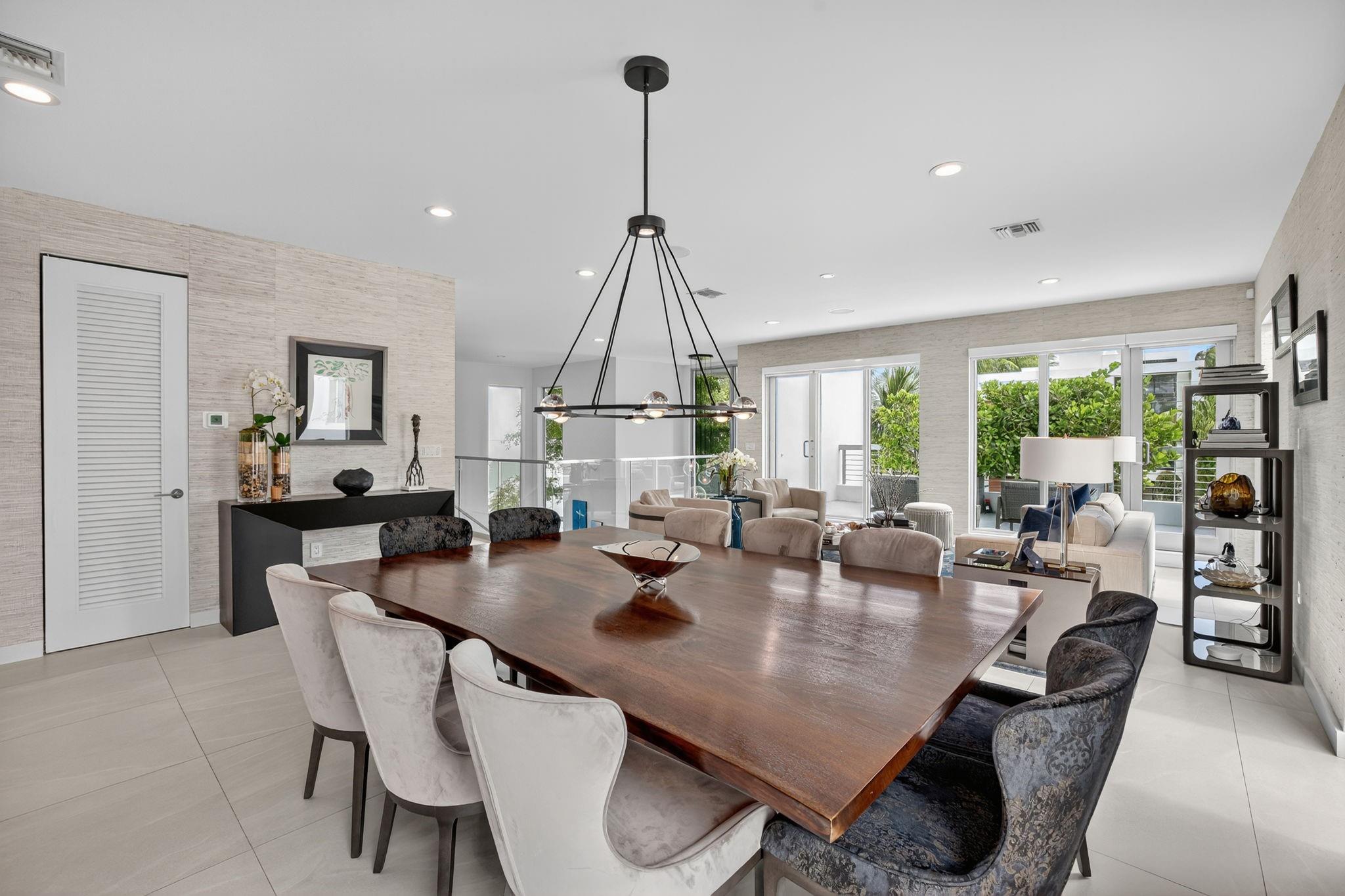 2401 N Atlantic Blvd Fort Lauderdale, FL 33305