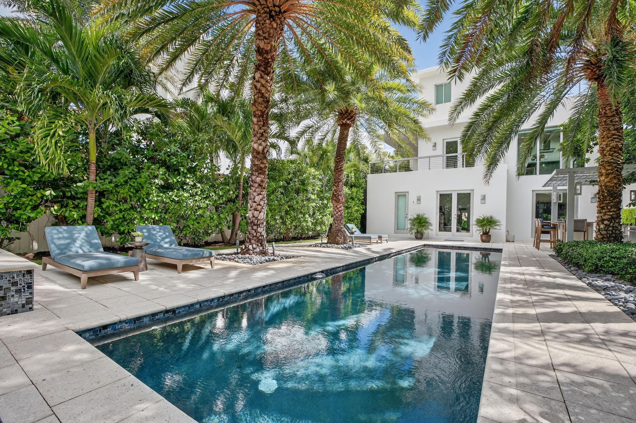 2401 N Atlantic Blvd Fort Lauderdale, FL 33305