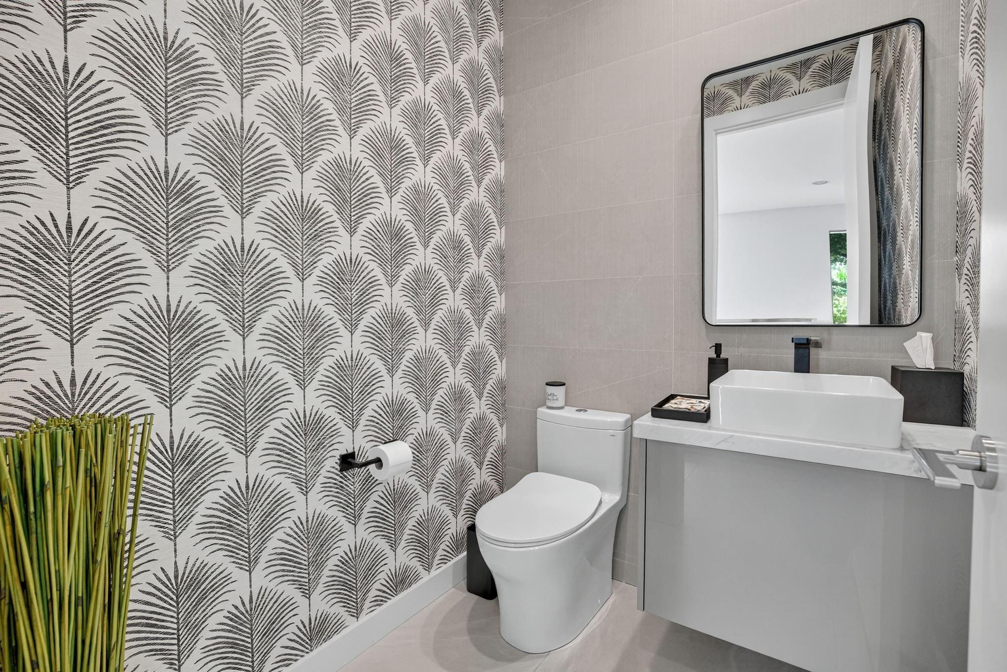 2401 N Atlantic Blvd Fort Lauderdale, FL 33305