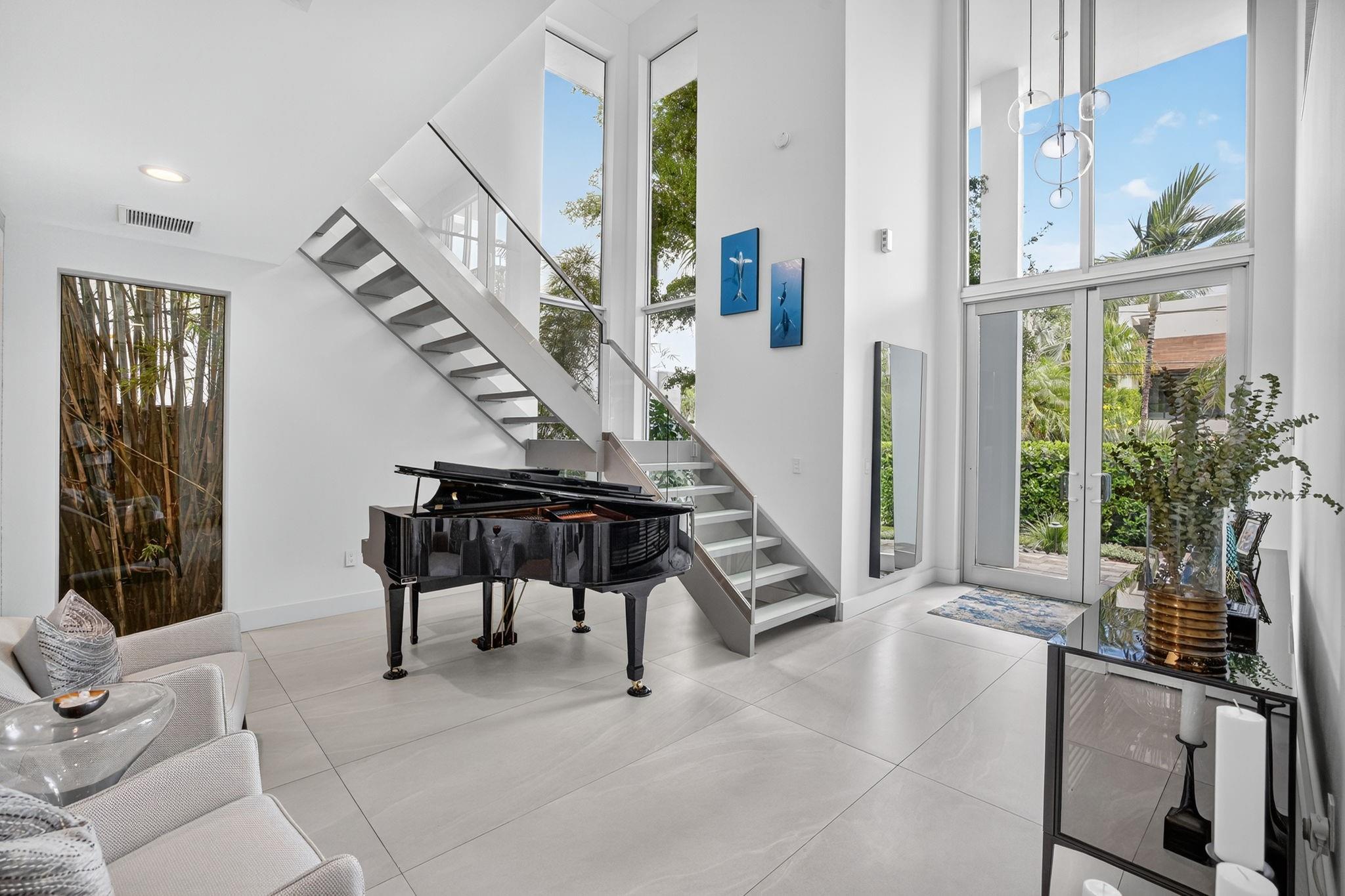 2401 N Atlantic Blvd Fort Lauderdale, FL 33305