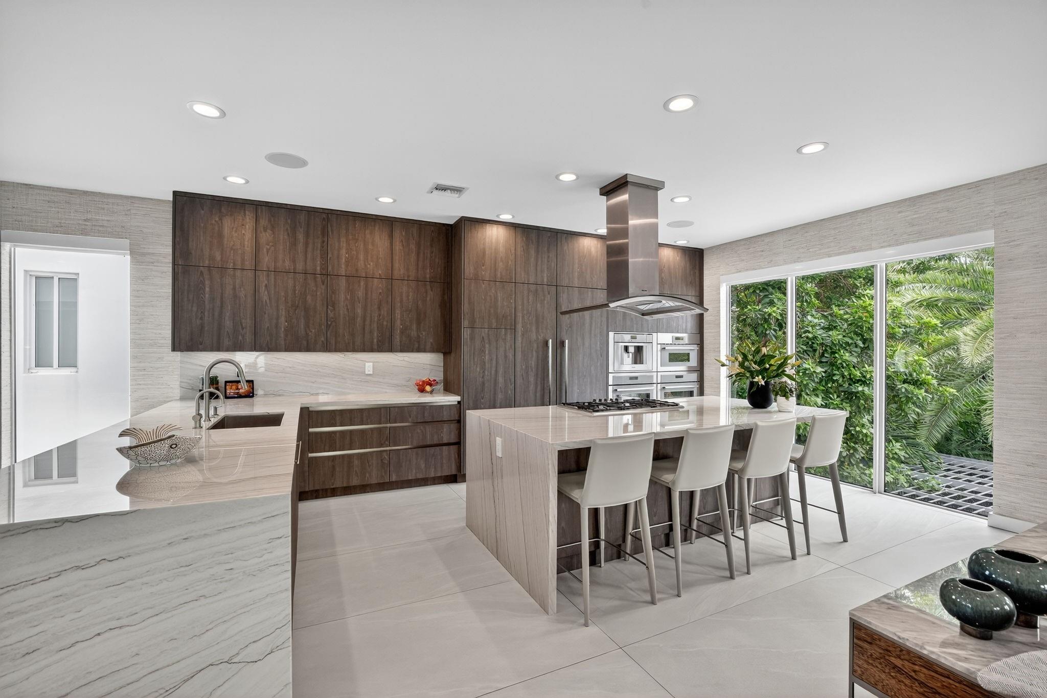 2401 N Atlantic Blvd Fort Lauderdale, FL 33305