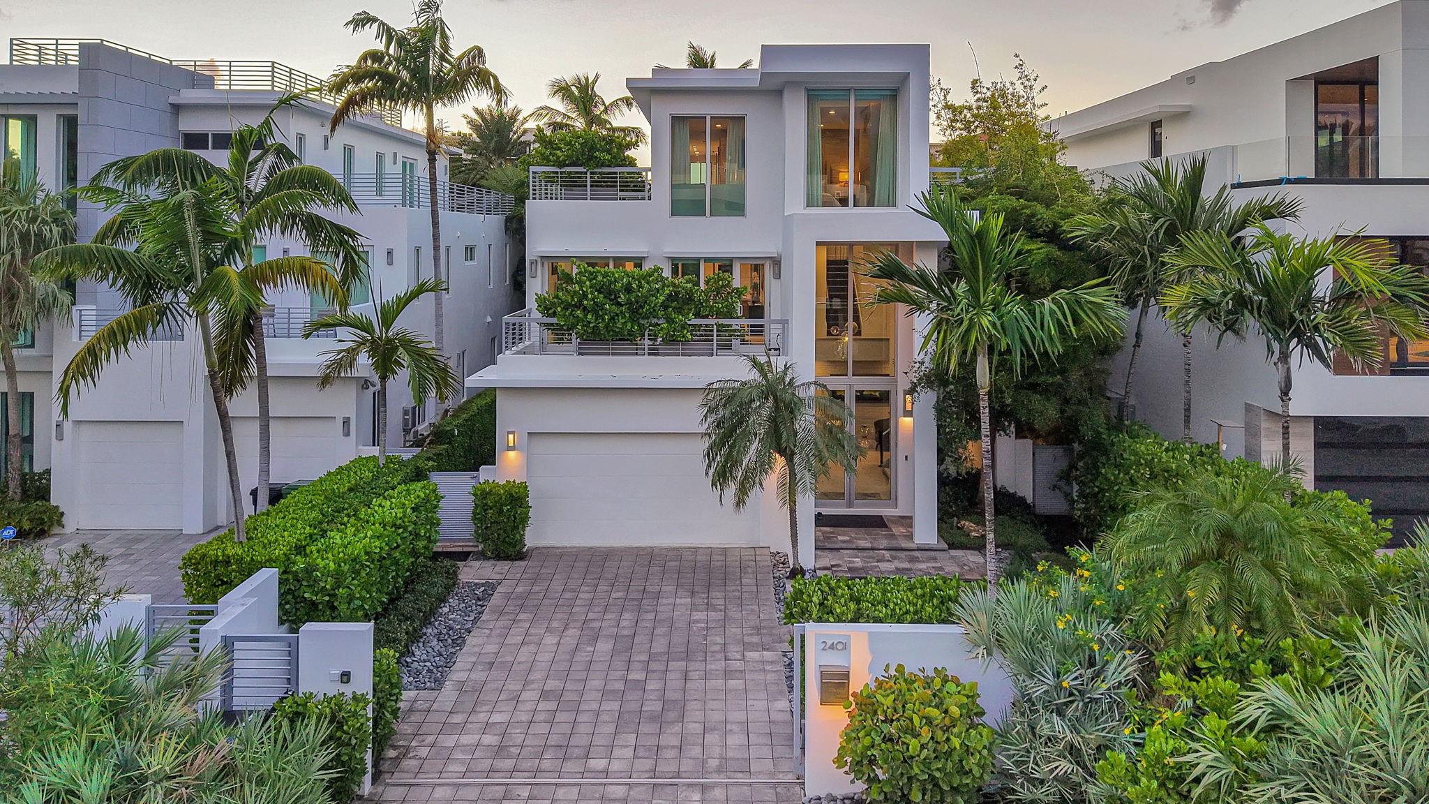 2401 N Atlantic Blvd Fort Lauderdale, FL 33305