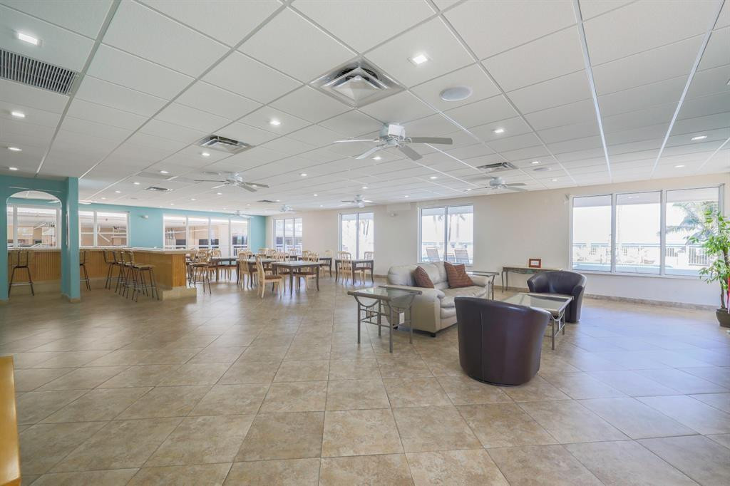 1051 Hillsboro Mile #206E Hillsboro Beach, FL 33062