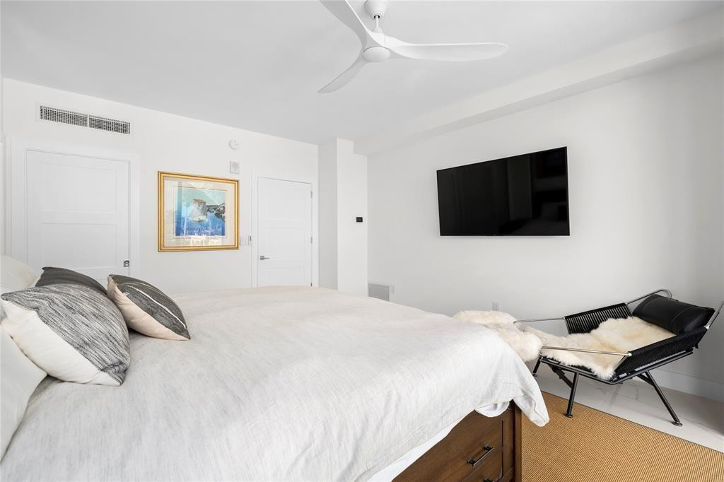 1507 SE 15th #202 Fort Lauderdale, FL 33316