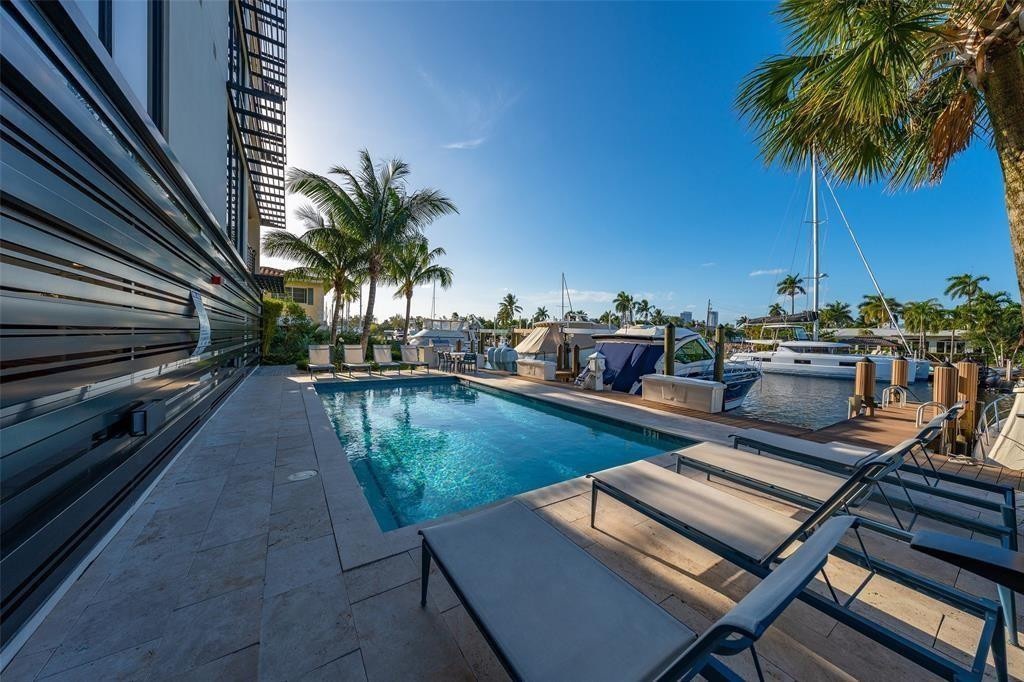 1507 SE 15th #202 Fort Lauderdale, FL 33316