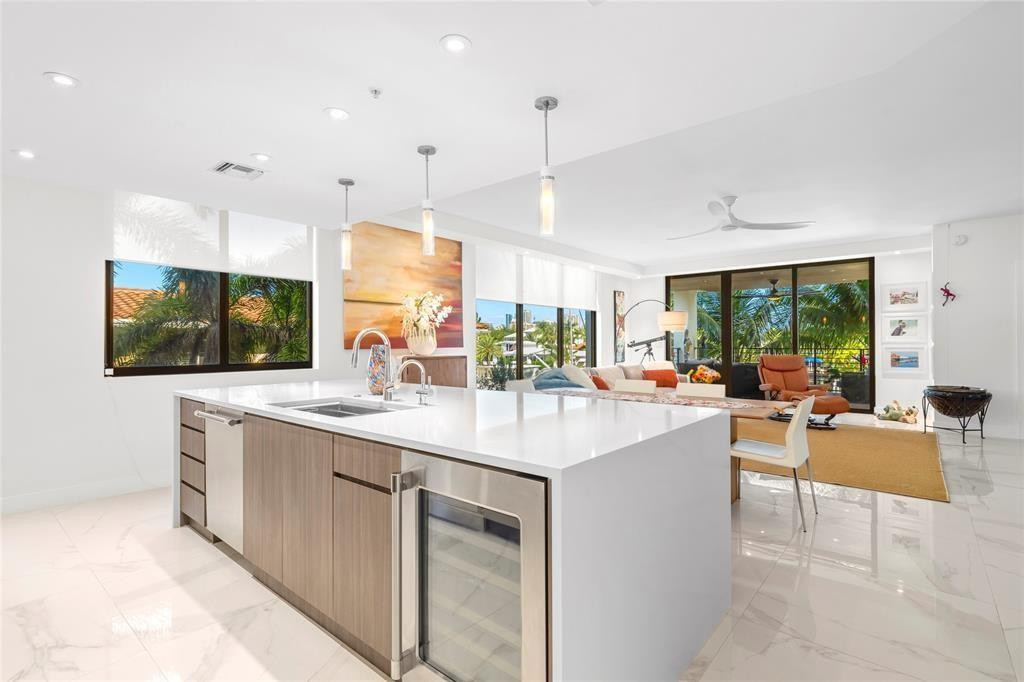 1507 SE 15th #202 Fort Lauderdale, FL 33316