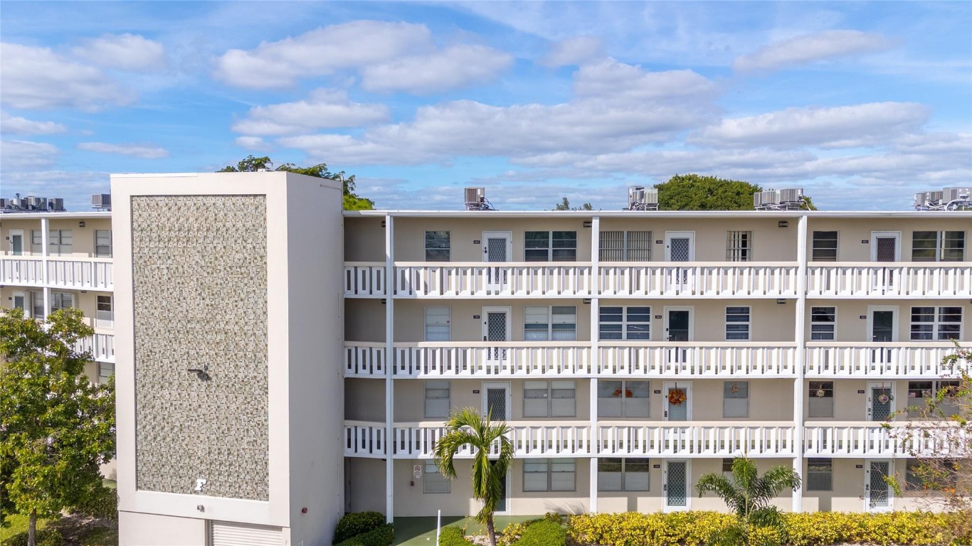 485 Grantham F #485 Deerfield Beach, FL 33442