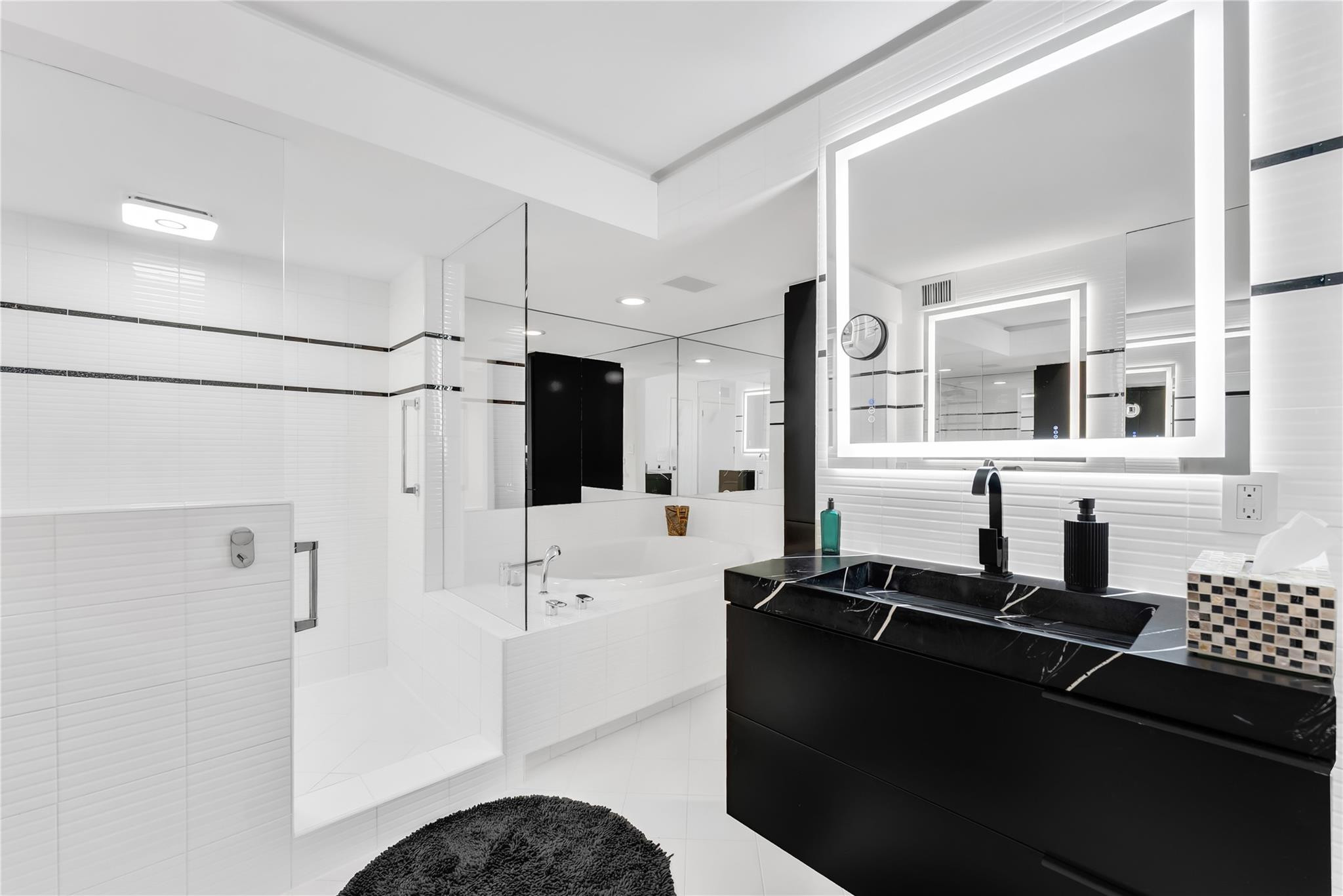 777 Bayshore Dr #1501 Fort Lauderdale, FL 33304