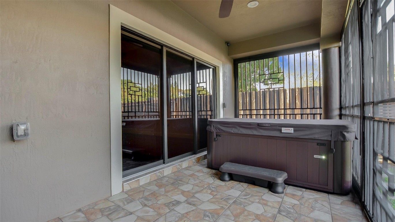 1461 SW 40th Ter Fort Lauderdale, FL 33317