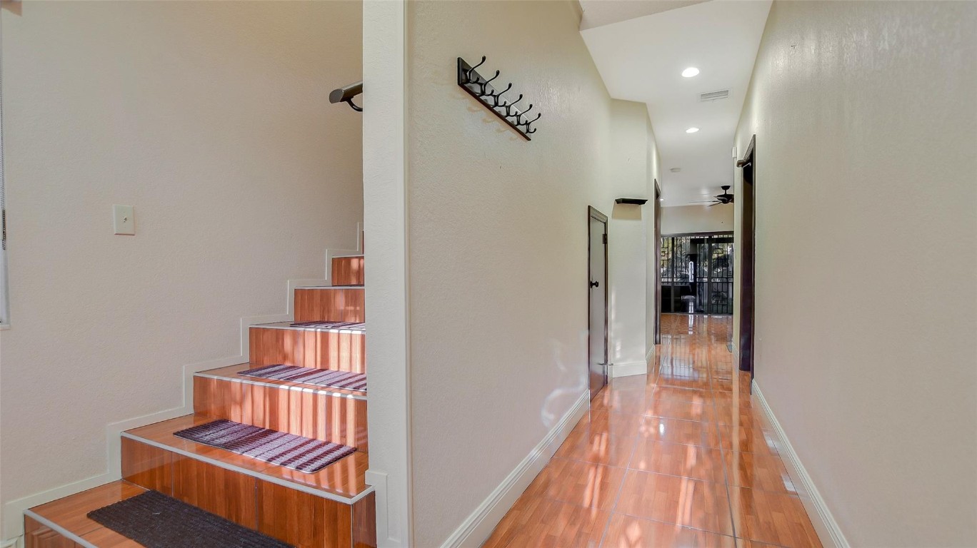 1461 SW 40th Ter Fort Lauderdale, FL 33317