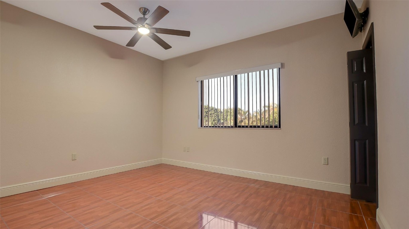 1461 SW 40th Ter Fort Lauderdale, FL 33317