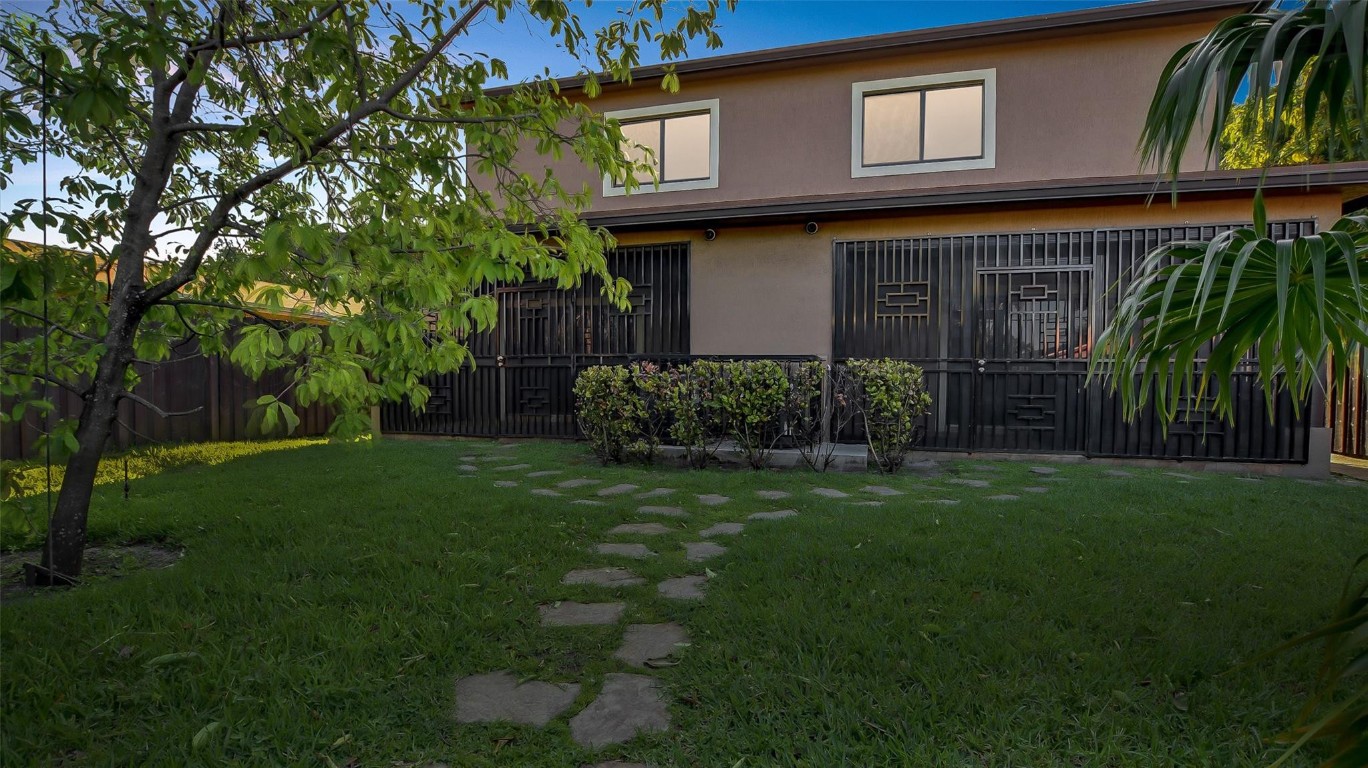 1461 SW 40th Ter Fort Lauderdale, FL 33317