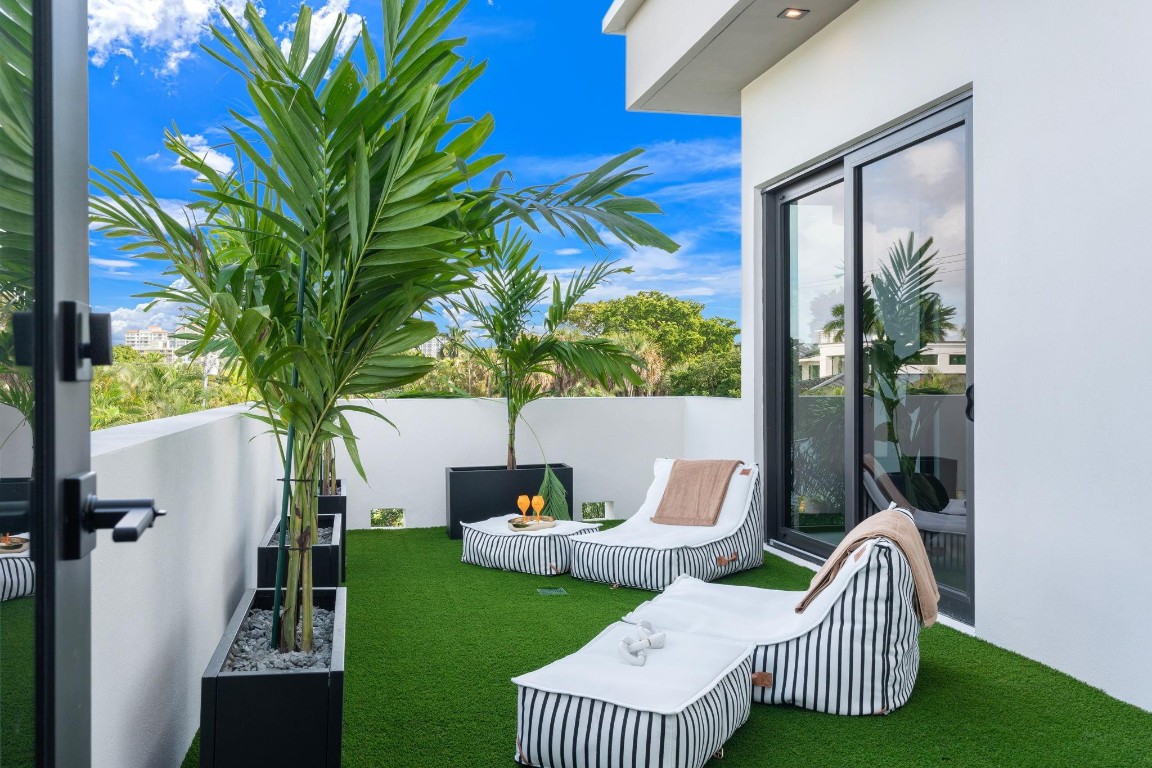 2717 NE 29th Fort Lauderdale, FL 33306