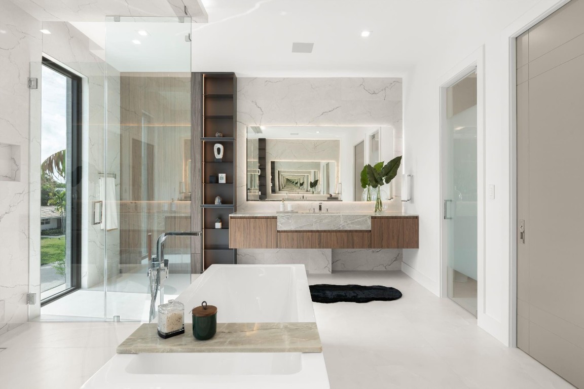 2717 NE 29th Fort Lauderdale, FL 33306