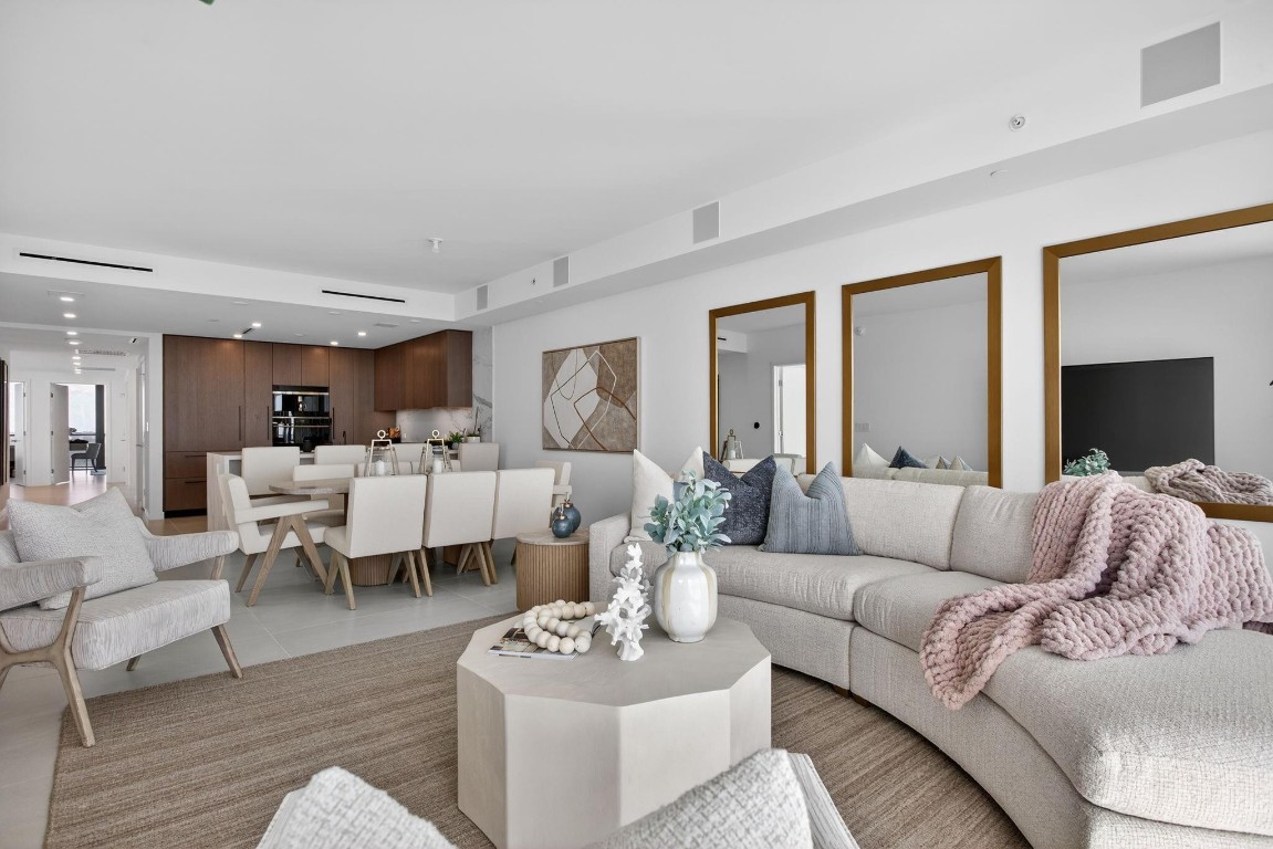 1116 N Ocean #901 Pompano Beach, FL 33062