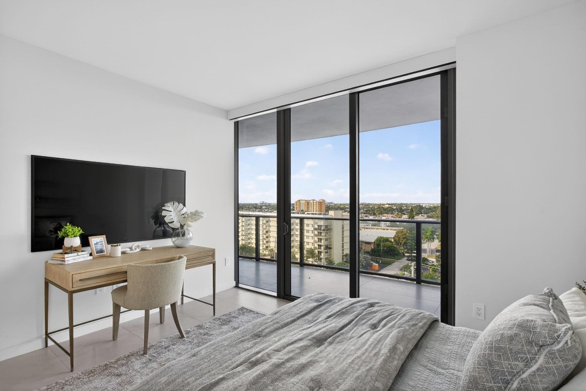 1116 N Ocean #901 Pompano Beach, FL 33062