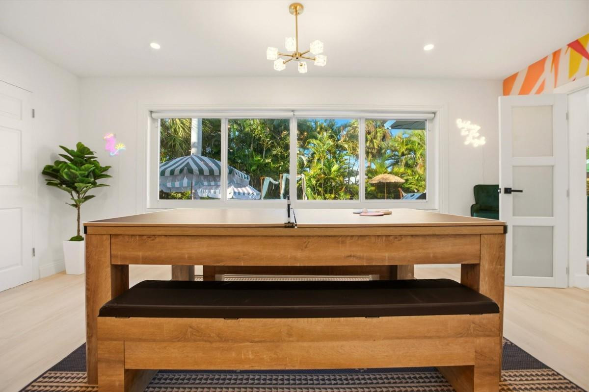 245 N Tradewinds Fort Lauderdale, FL 33308