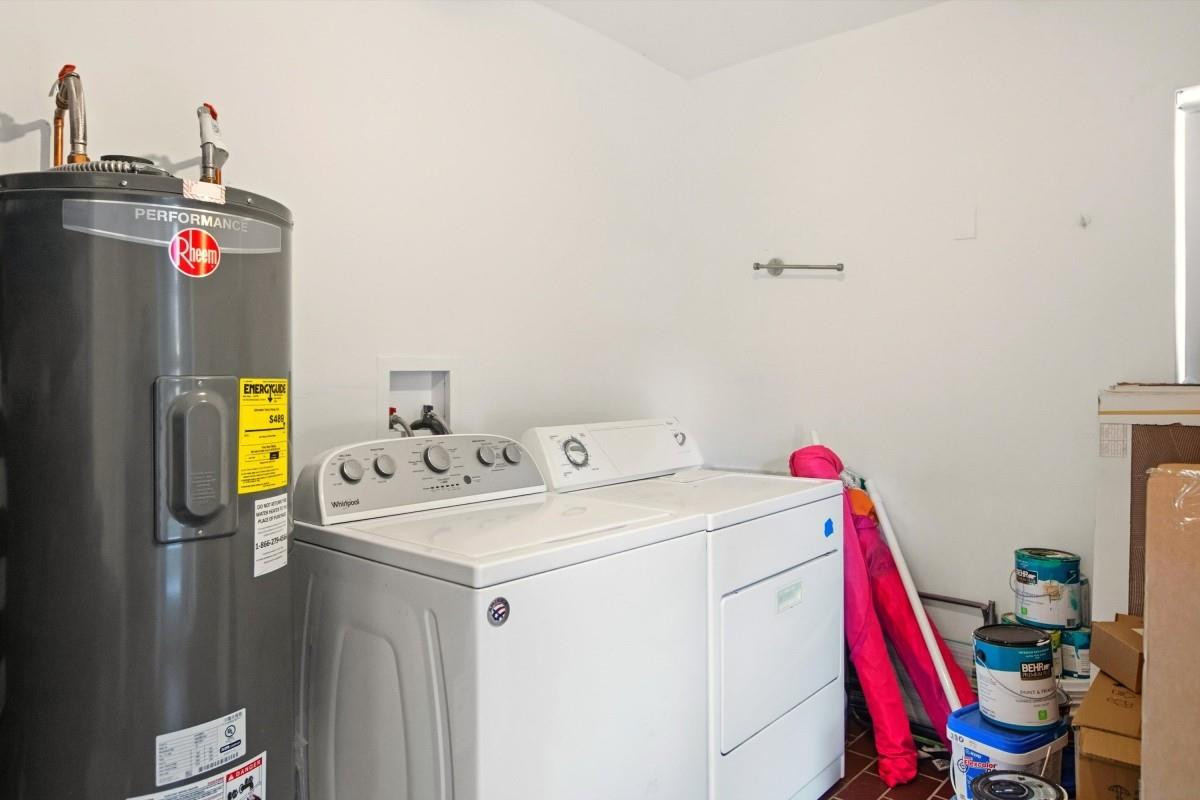 245 N Tradewinds Fort Lauderdale, FL 33308