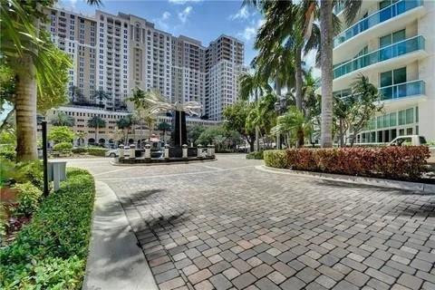 347 N New Riv #ph4 Fort Lauderdale, FL 33301