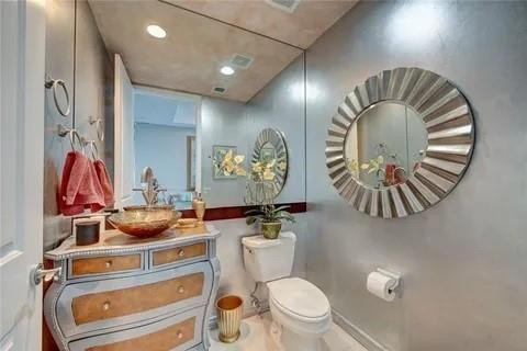 347 N New Riv #ph4 Fort Lauderdale, FL 33301