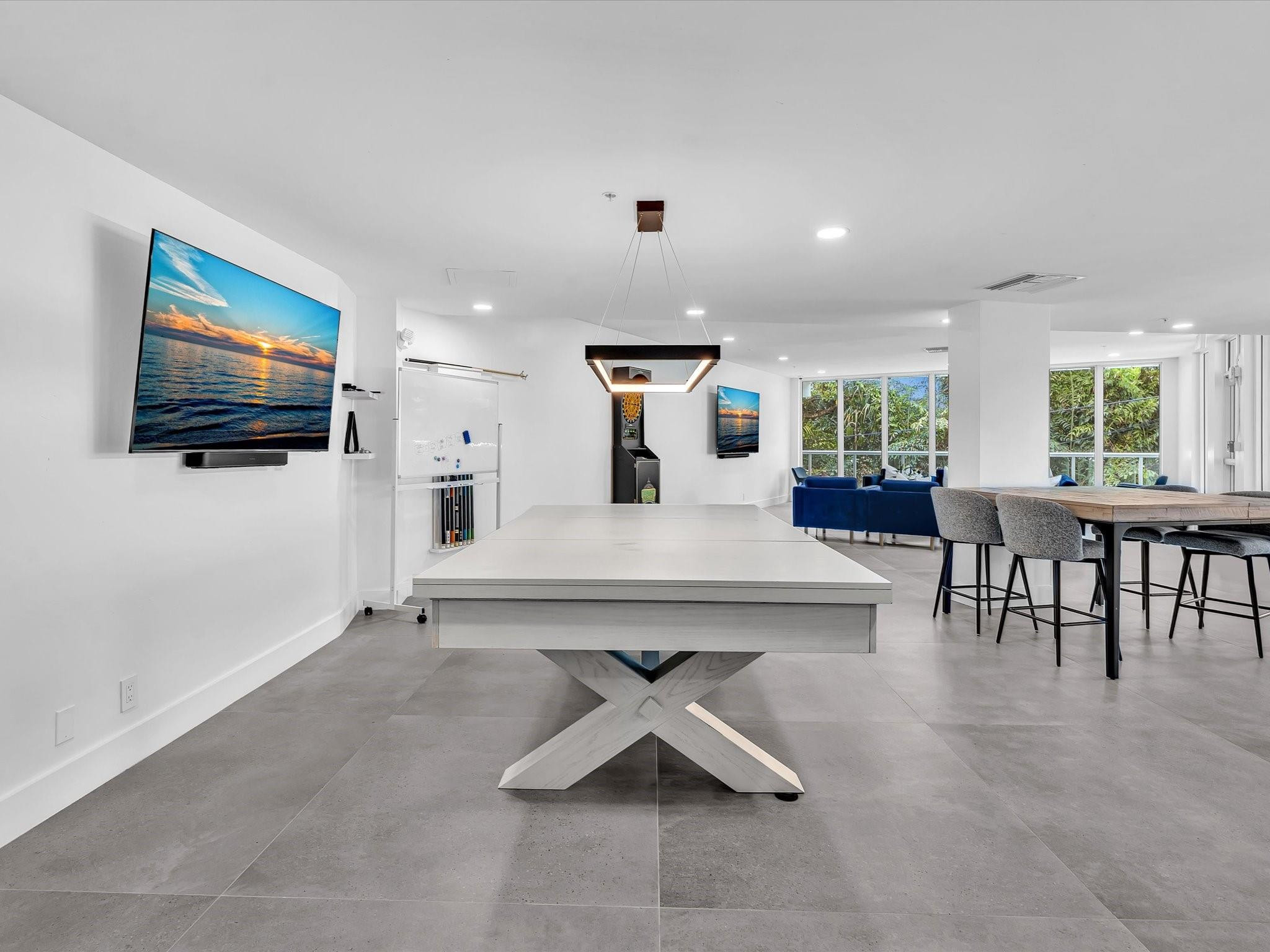 3000 Holiday #603 Fort Lauderdale, FL 33316