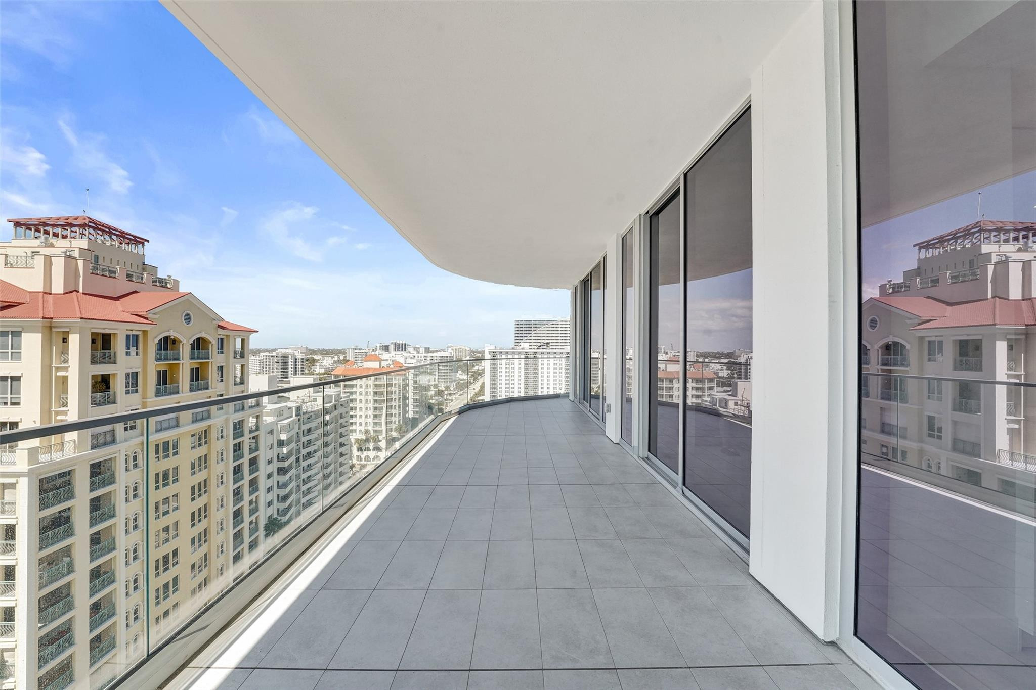 153 N Seabreeze #1204 Fort Lauderdale, FL 33304