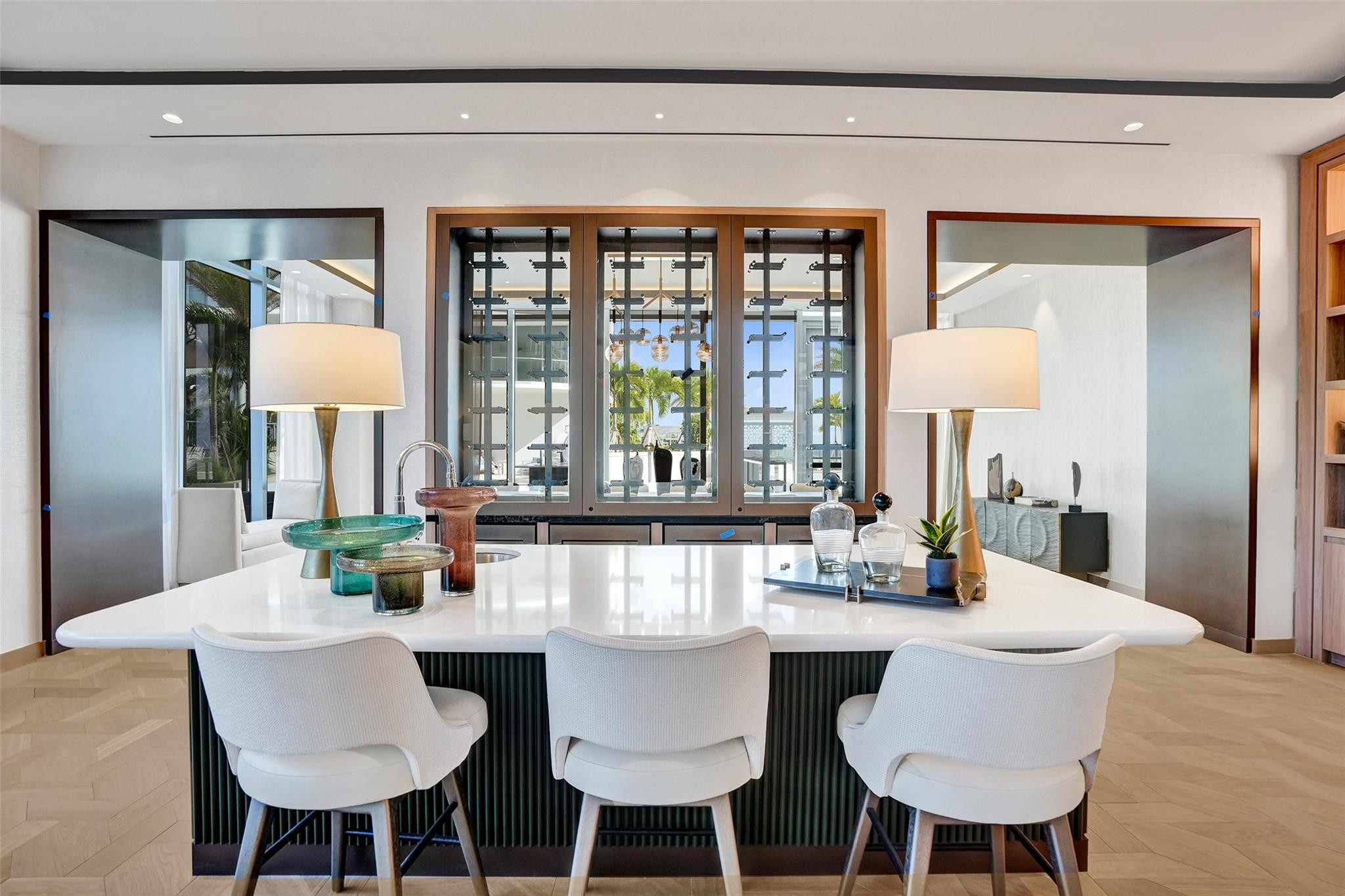 153 N Seabreeze #1204 Fort Lauderdale, FL 33304