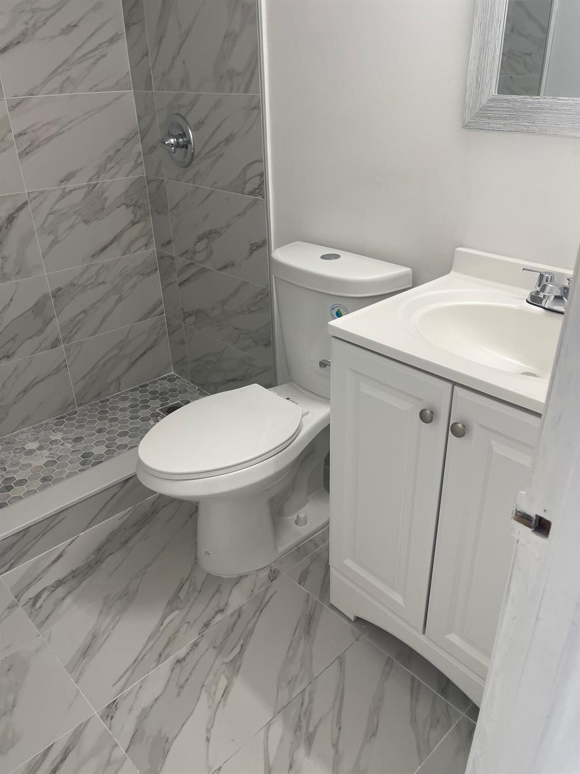 11 SW 52nd #7A Coral Gables, FL 33134