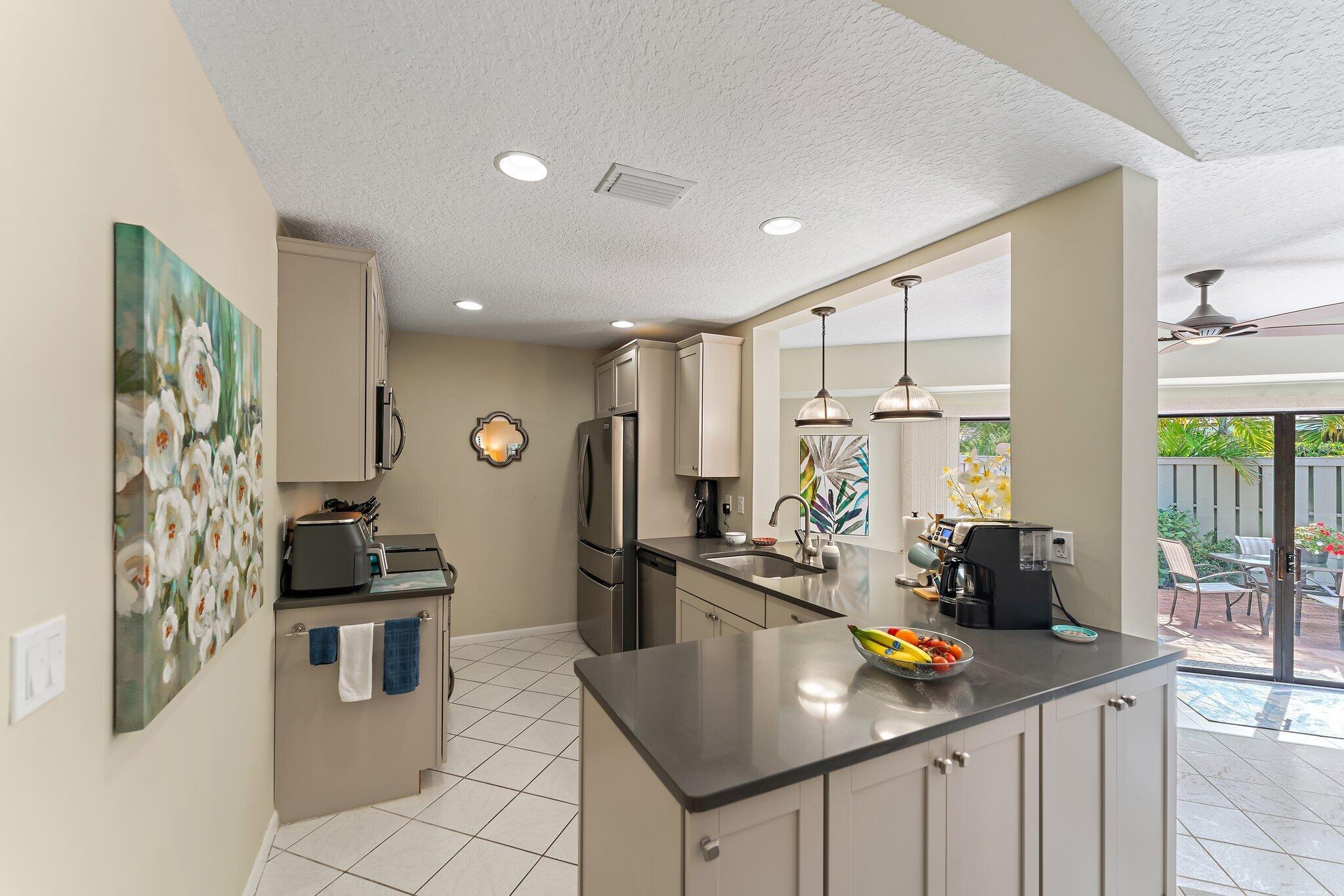 1127 E Seminole Ave #4b Jupiter, FL 33477