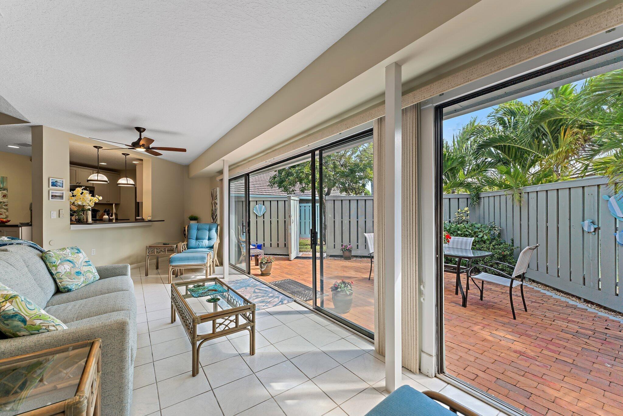 1127 E Seminole Ave #4b Jupiter, FL 33477