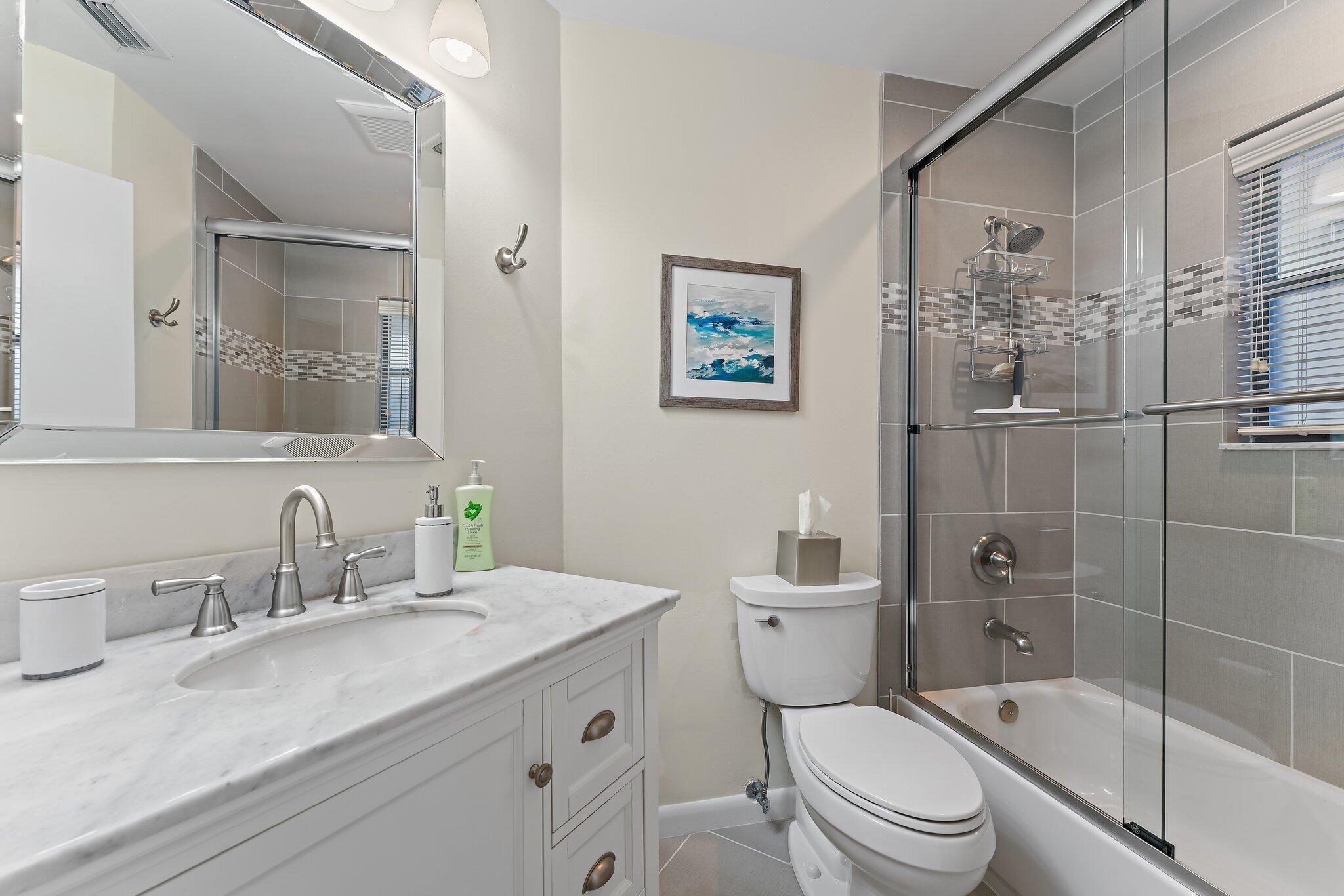 1127 E Seminole Ave #4b Jupiter, FL 33477