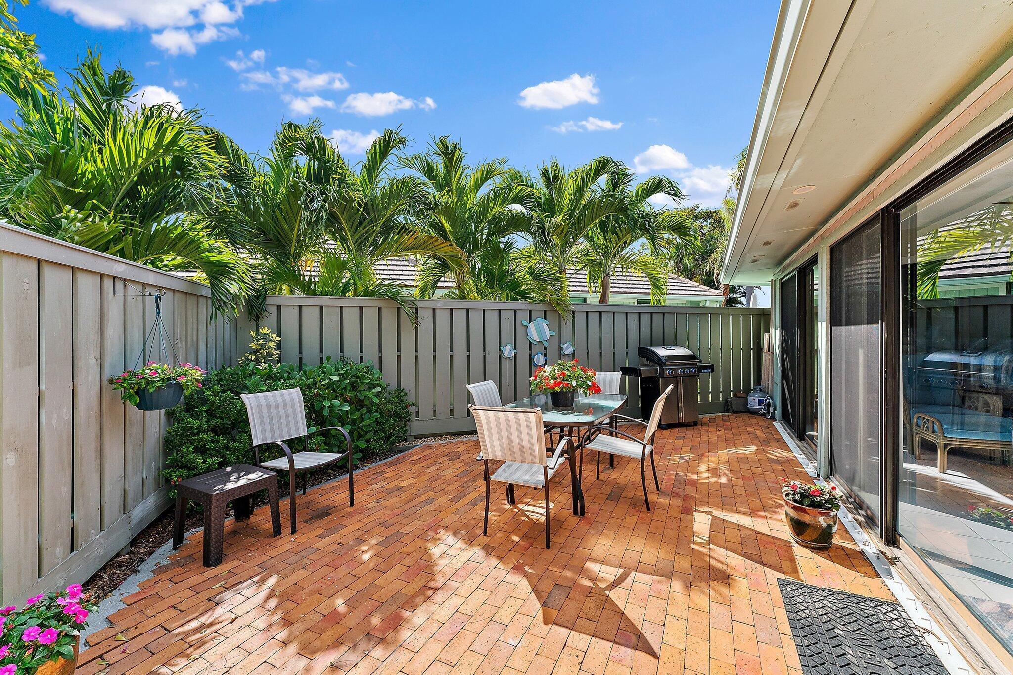 1127 E Seminole Ave #4b Jupiter, FL 33477